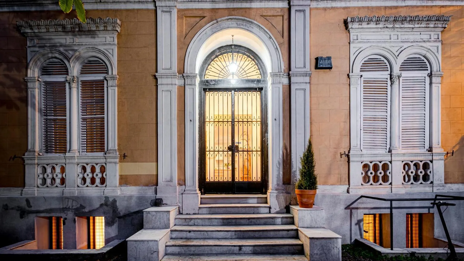 Willa Canela Homes Barcelona Permanyer